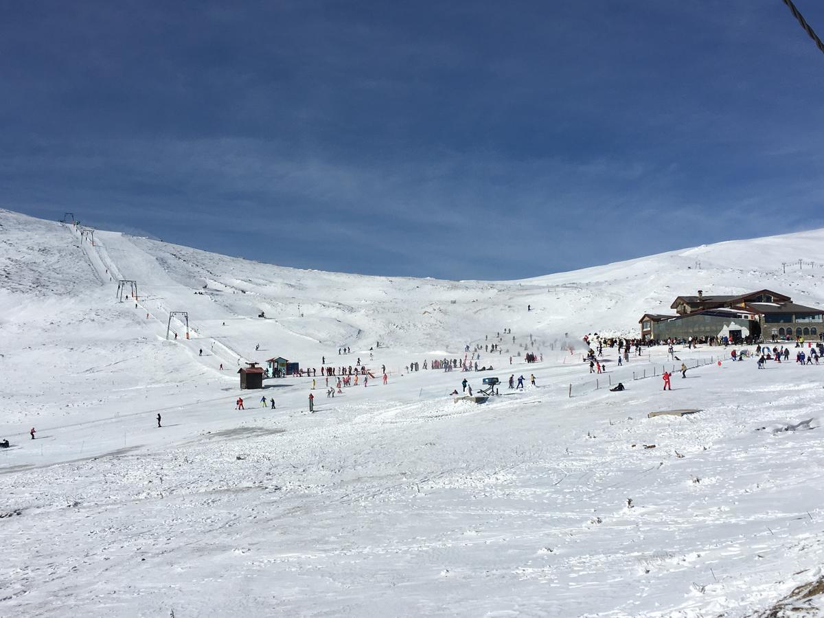 Aitheron Hotel Air Park Zervi Экстерьер фото